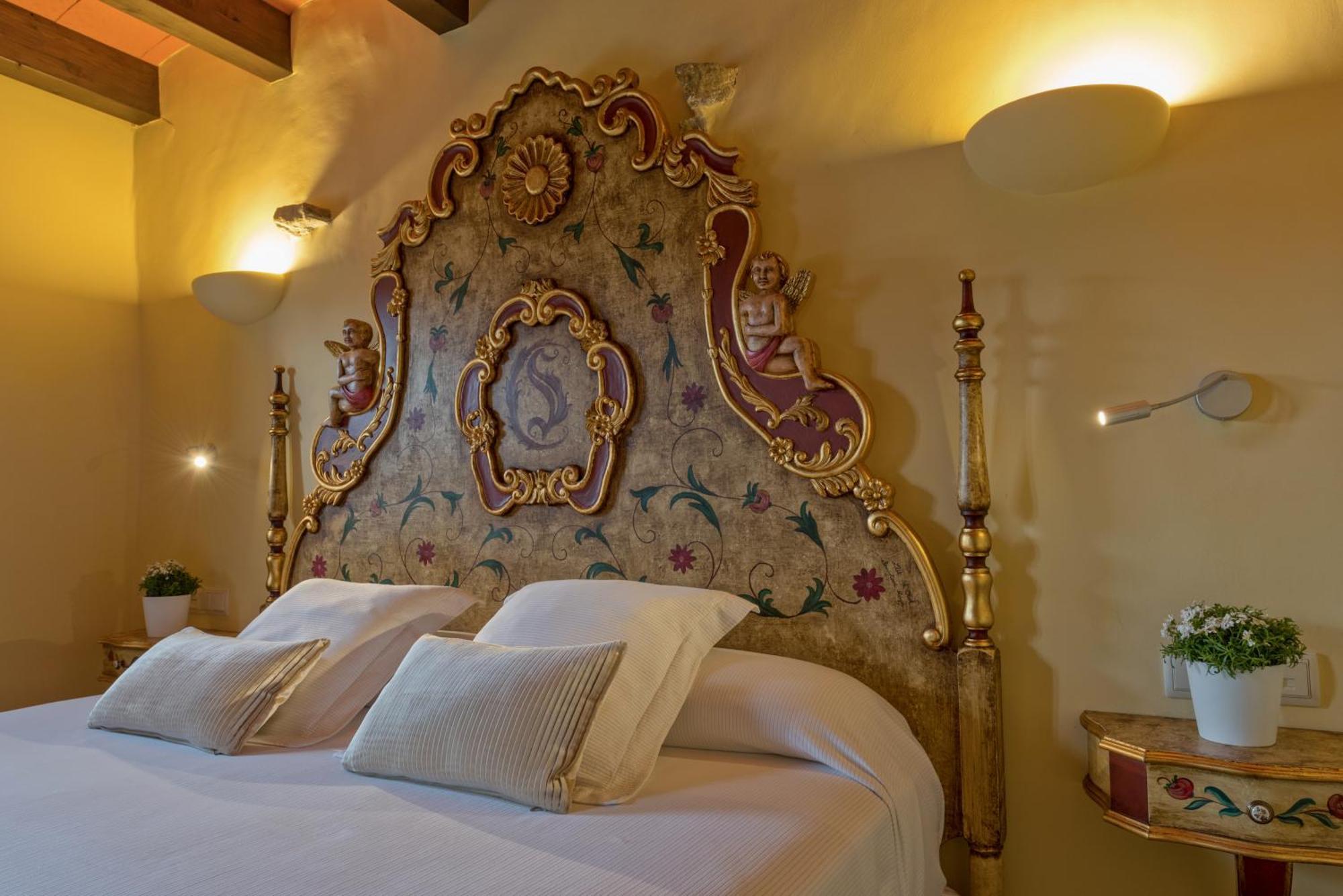 Hotel Cal Sastre Санта-Пау Номер фото