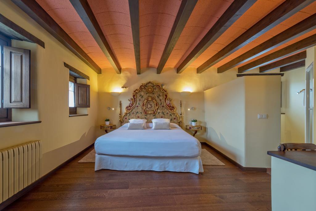 Hotel Cal Sastre Санта-Пау Екстер'єр фото